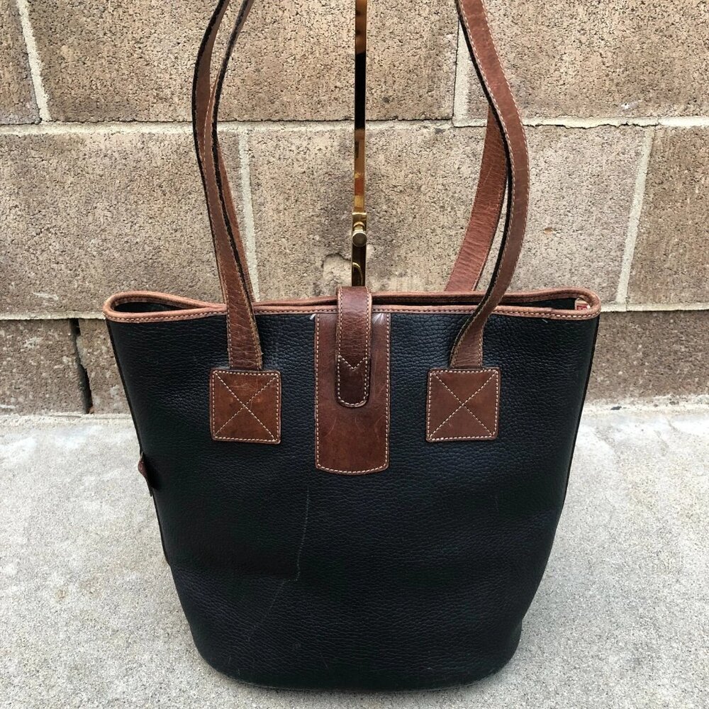 Vintage DOONEY & BOURKE Leather Tote Bag Purse Shoulder Leather Black Buckle - Picture 3 of 15